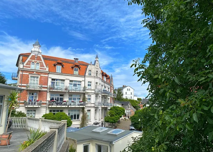 102 Im Alten Reichshof *